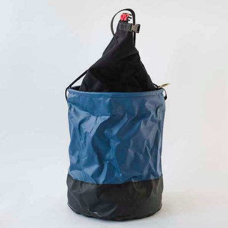 Vinyl Lifting Bucket (16" x 18")