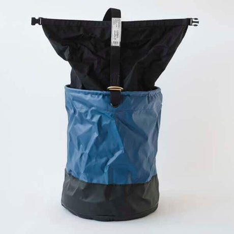 Vinyl Lifting Bucket (16" x 18")